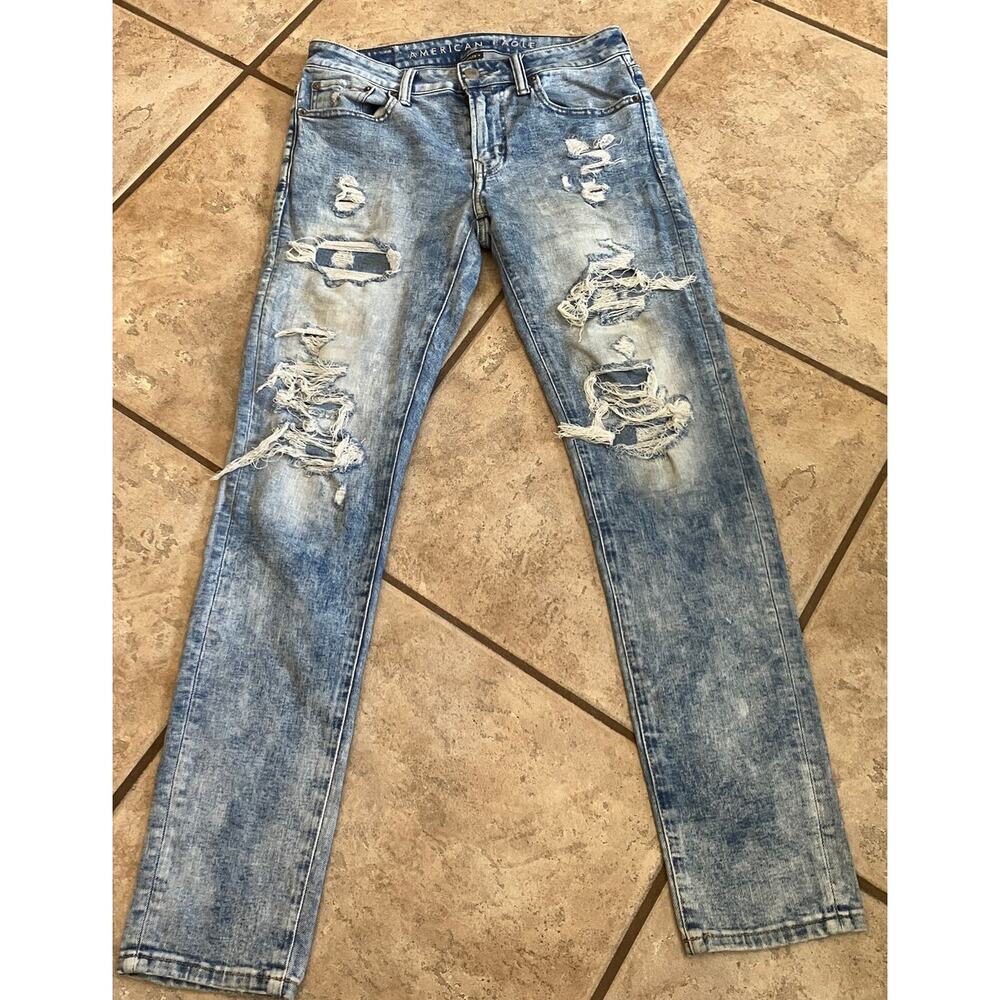 American‎ Eagle Outfitters Skinny Jeans 30x32 Distressed Light Wash Ripped Denim